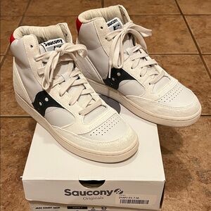 Saucony Originals Jazz Court High - White and Navy
Unisex Men’s 7 Women’s 8.5